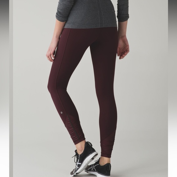 Lululemon 🍋 Pace Queen Tight Pants Size 4 - Picture 2 of 8